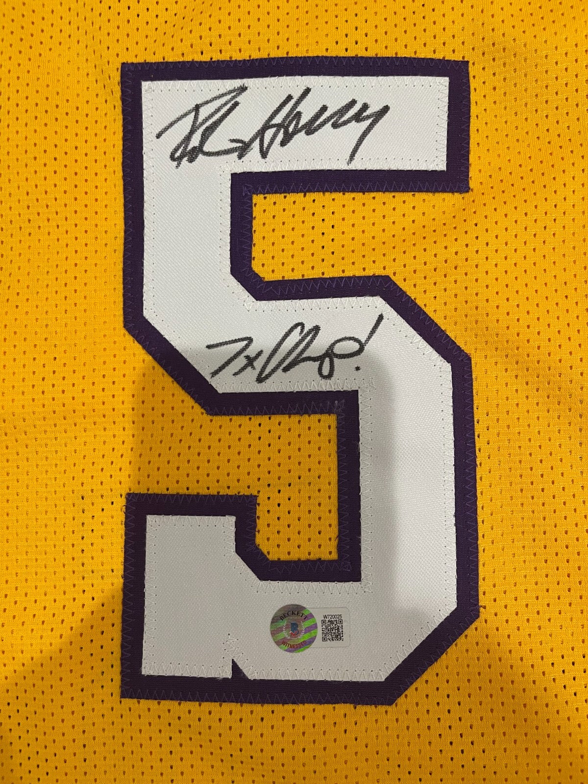 Robert Horry Signed Lakers Custom Jersey w/ 7x Champ Beckett Witness BAS COA