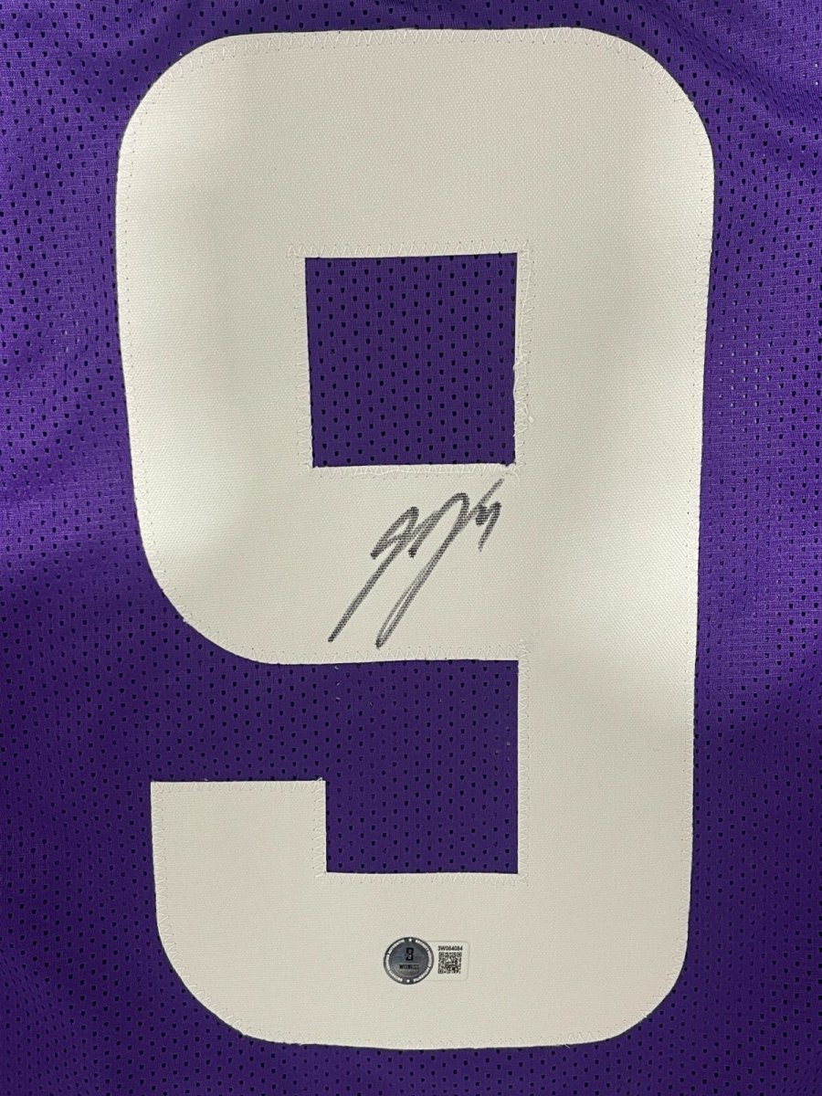 J.J. McCarthy Signed Minnesota Vikings Custom Jersey Beckett Witness BAS COA