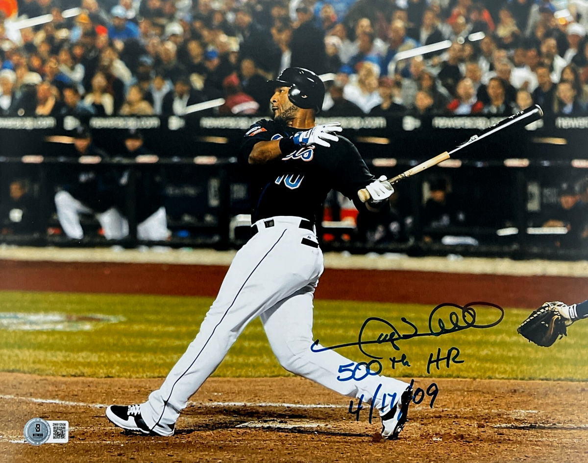 Gary Sheffield Signed NY Mets 11x14 Photo w/ 500th HR 4/17/09 Beckett BAS W COA