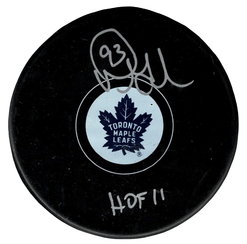 Doug Gilmour Signed Maple Leafs Puck w/ HOF 11 Beckett Witness BAS COA