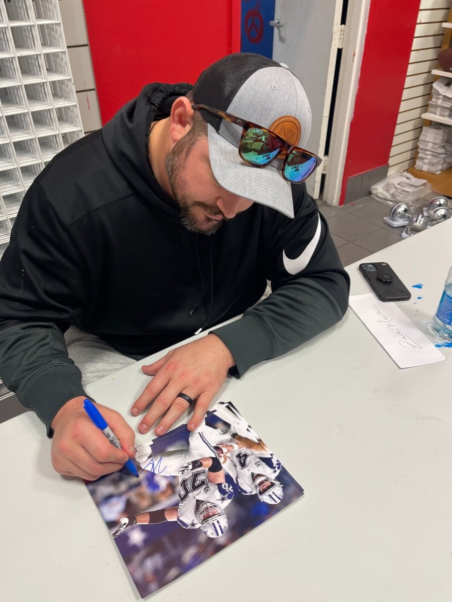 Zack Martin Signed Dallas Cowboys 8x10 Photo Beckett Witness BAS COA #2