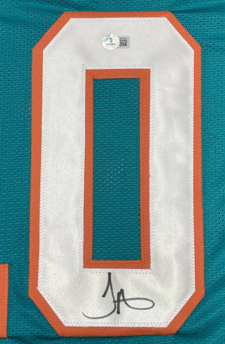 Tyreek Hill Signed Miami Dolphins Custom Throwback Jersey Beckett BAS COA