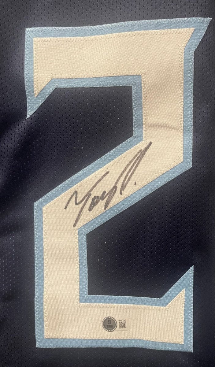 Tony Pollard Signed  Tennessee Titans Custom Jersey Beckett Witness BAS COA