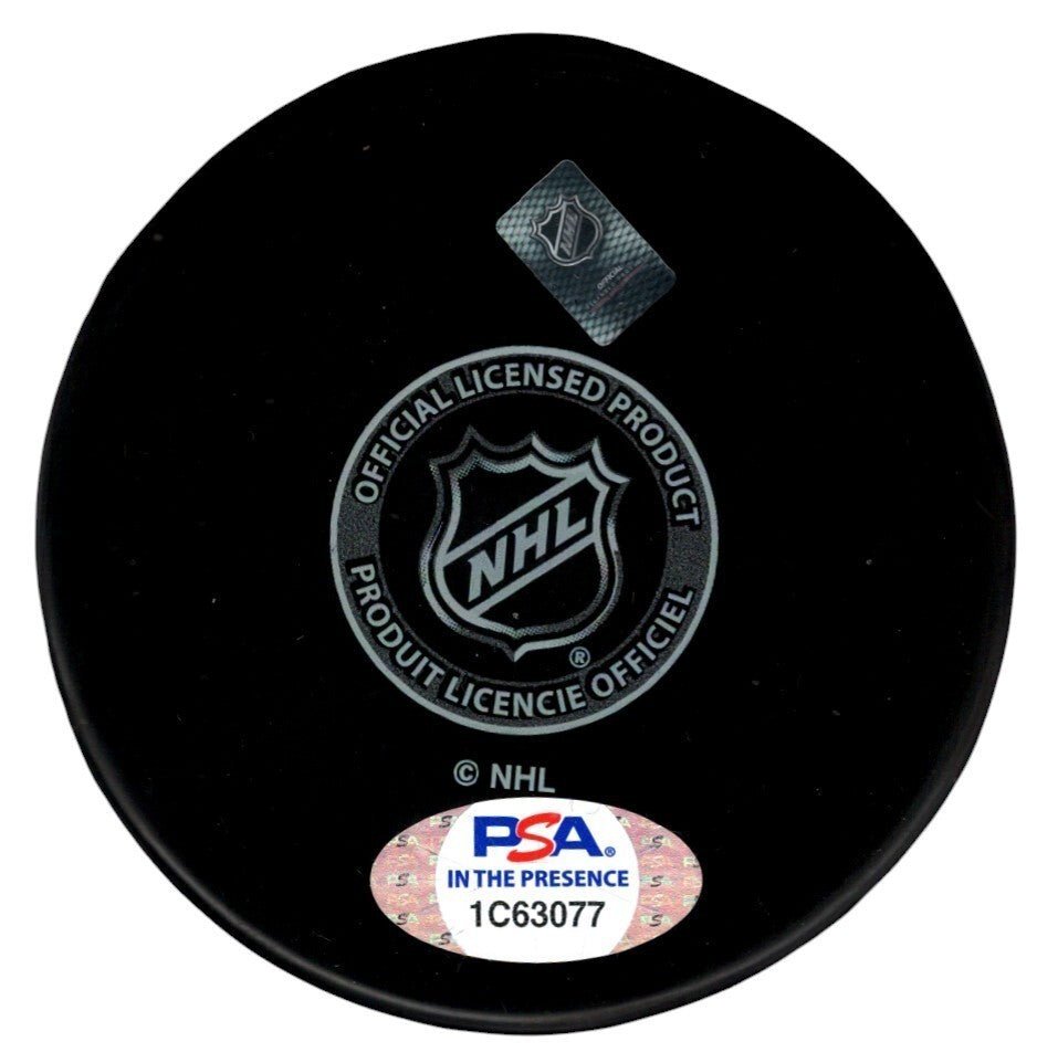 Billy Smith Signed New York Islanders Logo Puck w/ 1982 Vezina PSA ITP COA
