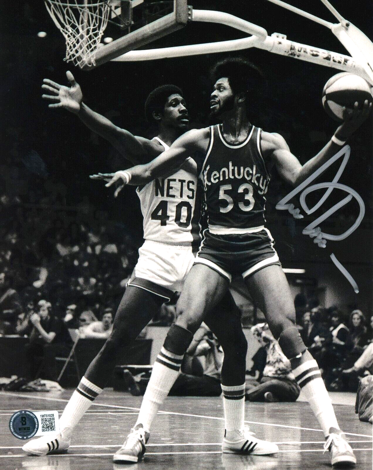 Artis Gilmore Signed Kentucky Wildcats 8x10 Photo Beckett Witness BAS COA #3