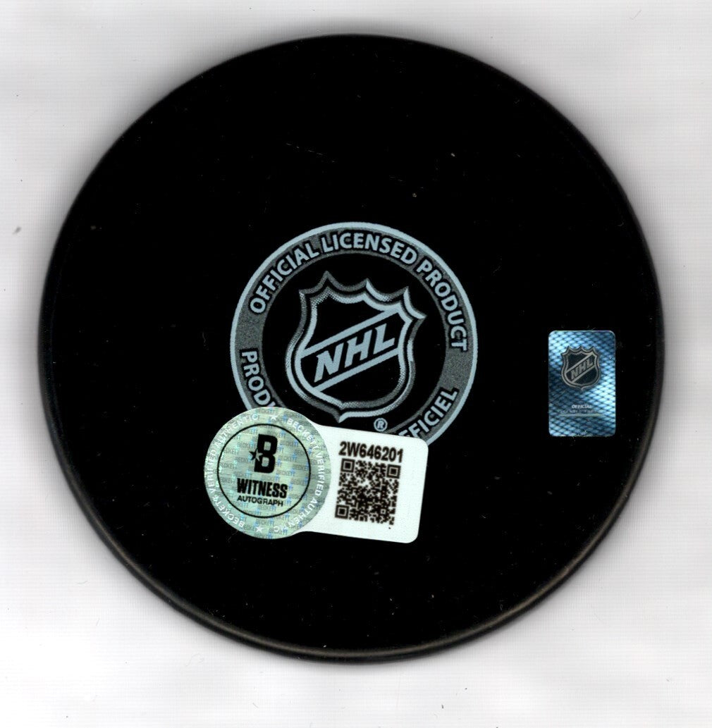 Tim Thomas Signed Auto Boston Bruins Puck w/ 09 , 11 Vezina Beckett Wit. BAS COA