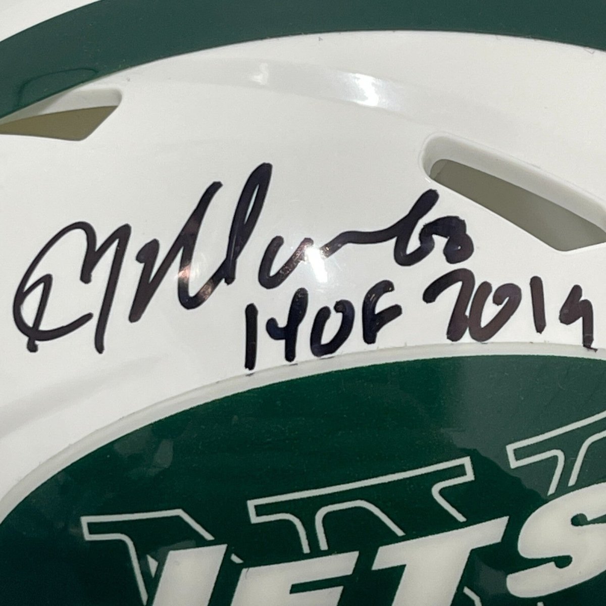 Kevin Mawae Signed NY Jets TB Mini Helmet w/ HOF 2019 Beckett Witness BAS COA