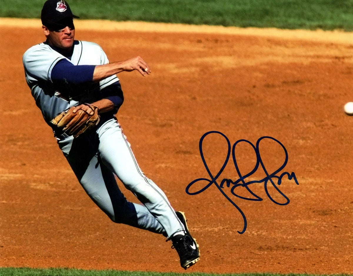 Omar Vizquel Signed Autographed Cleveland Indians 8x10 Photo LSCM COA #1