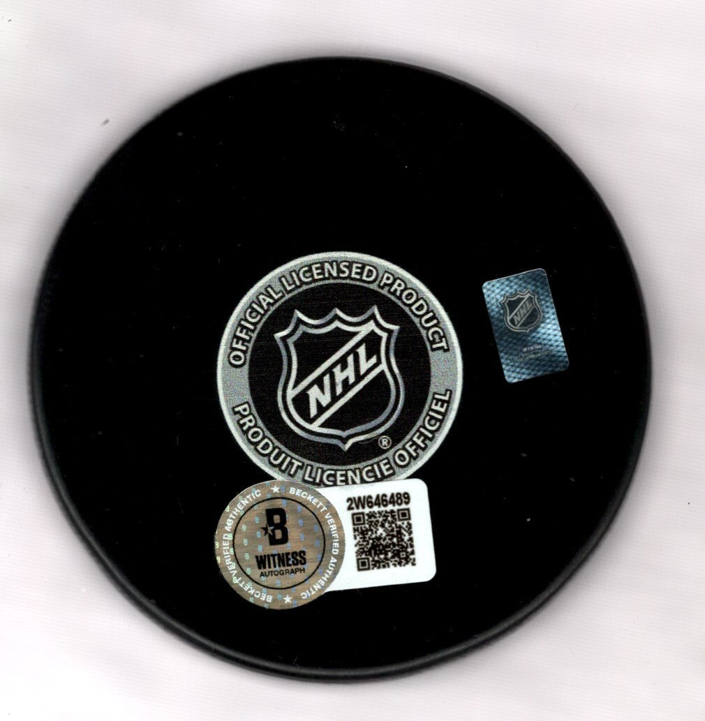 Chris Chelios Signed Auto Montreal Canadiens Puck w HOF 2013 Beckett Wit BAS COA