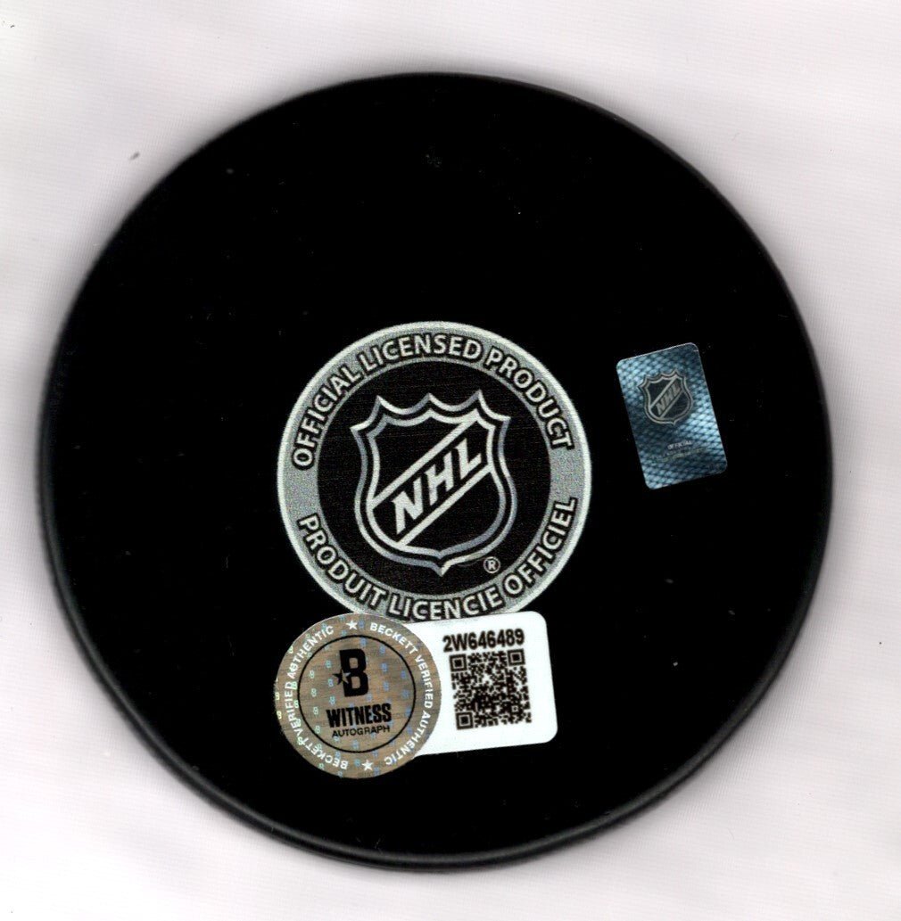 Chris Chelios Signed Auto Montreal Canadiens Puck w HOF 2013 Beckett Wit BAS COA