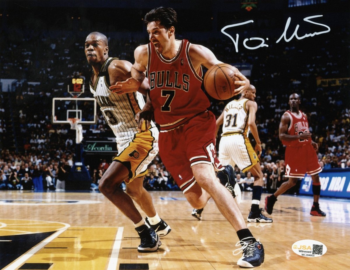 Toni Kukoc Signed Autographed Chicago Bulls 8x10 Photo JSA WITNESS COA #2