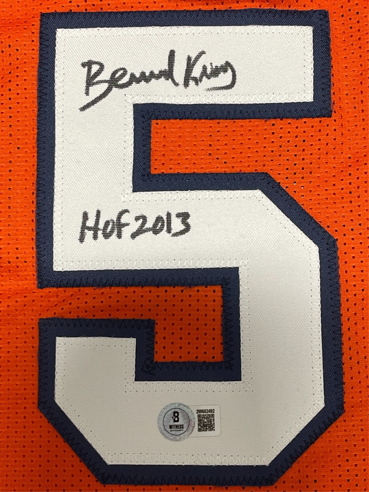Bernard King Signed Tennessee Custom Jersey w/ HOF 2013 Beckett Witness BAS COA