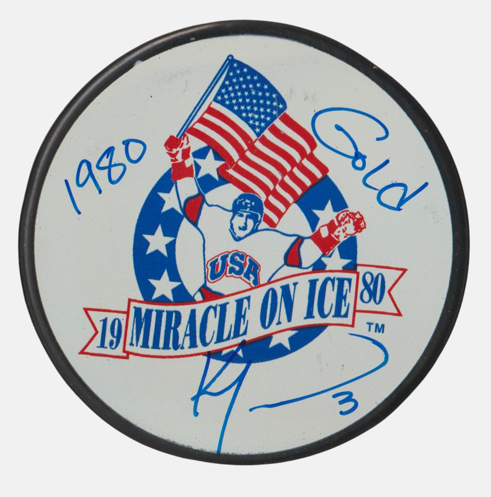 Ken Morrow Signed 1980 Miracle on Ice Puck w/ 1980 Gold Beckett Witness BAS COA