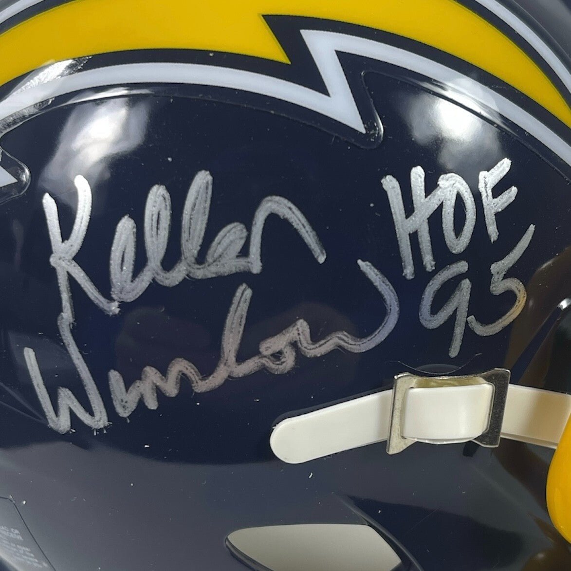 Kellen Winslow Sr. Signed Chargers TB Mini Helmet w/ HOF 95 Beckett Wit BAS COA