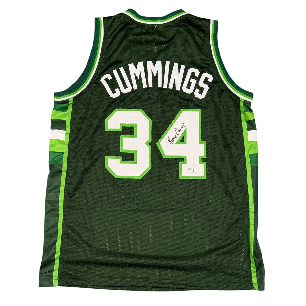 Terry Cummings Signed Milwaukee Bucks Custom Jersey Beckett Witness BAS COA B