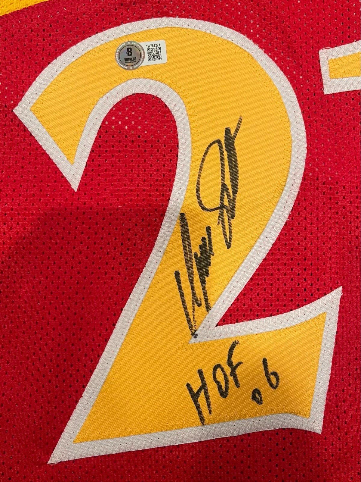 Dominique Wilkins Signed Atlanta Hawks Custom Jersey w/ HOF 06 Beckett W BAS COA