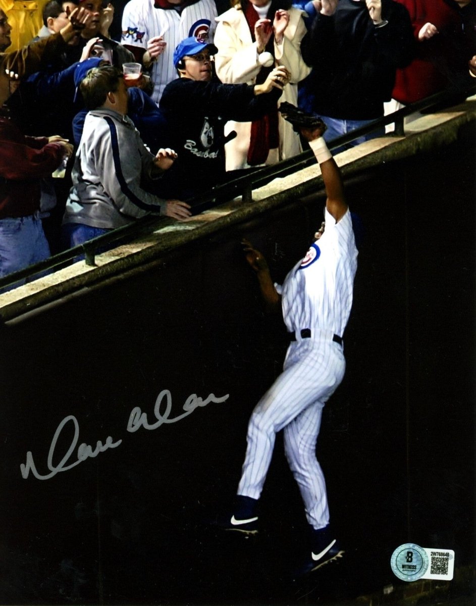 Moises Alou Signed Chicago Cubs 8x10 Photo Bartman Beckett Witness BAS COA #2