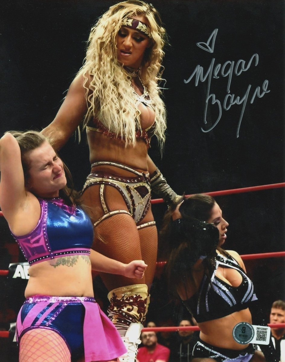 Megan Bayne Signed Autographed AEW 8x10 Photo Beckett Witness BAS COA #10